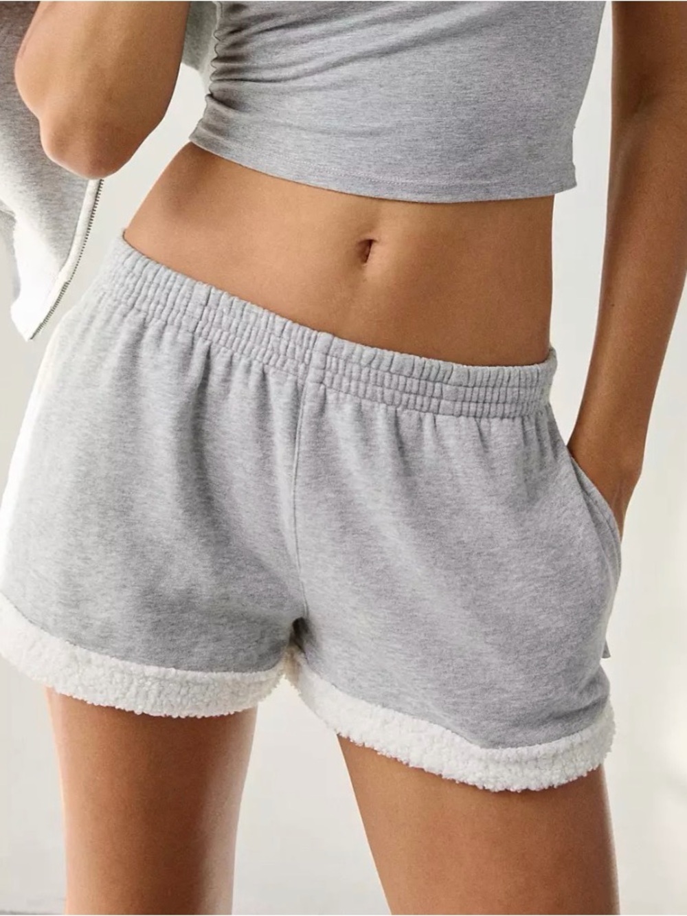 Urban Outfitters Out From Under Snow Days Fleece Trim Sweat Shorts Size S NEW